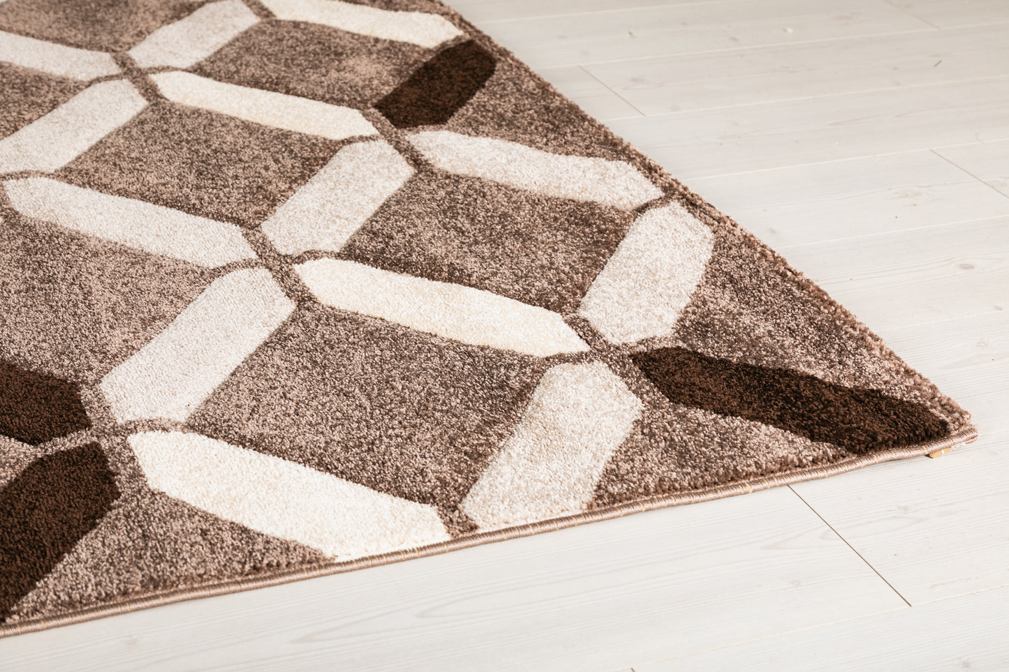 Eylül Kávé-Vizon Kocka Mintás Szőnyeg