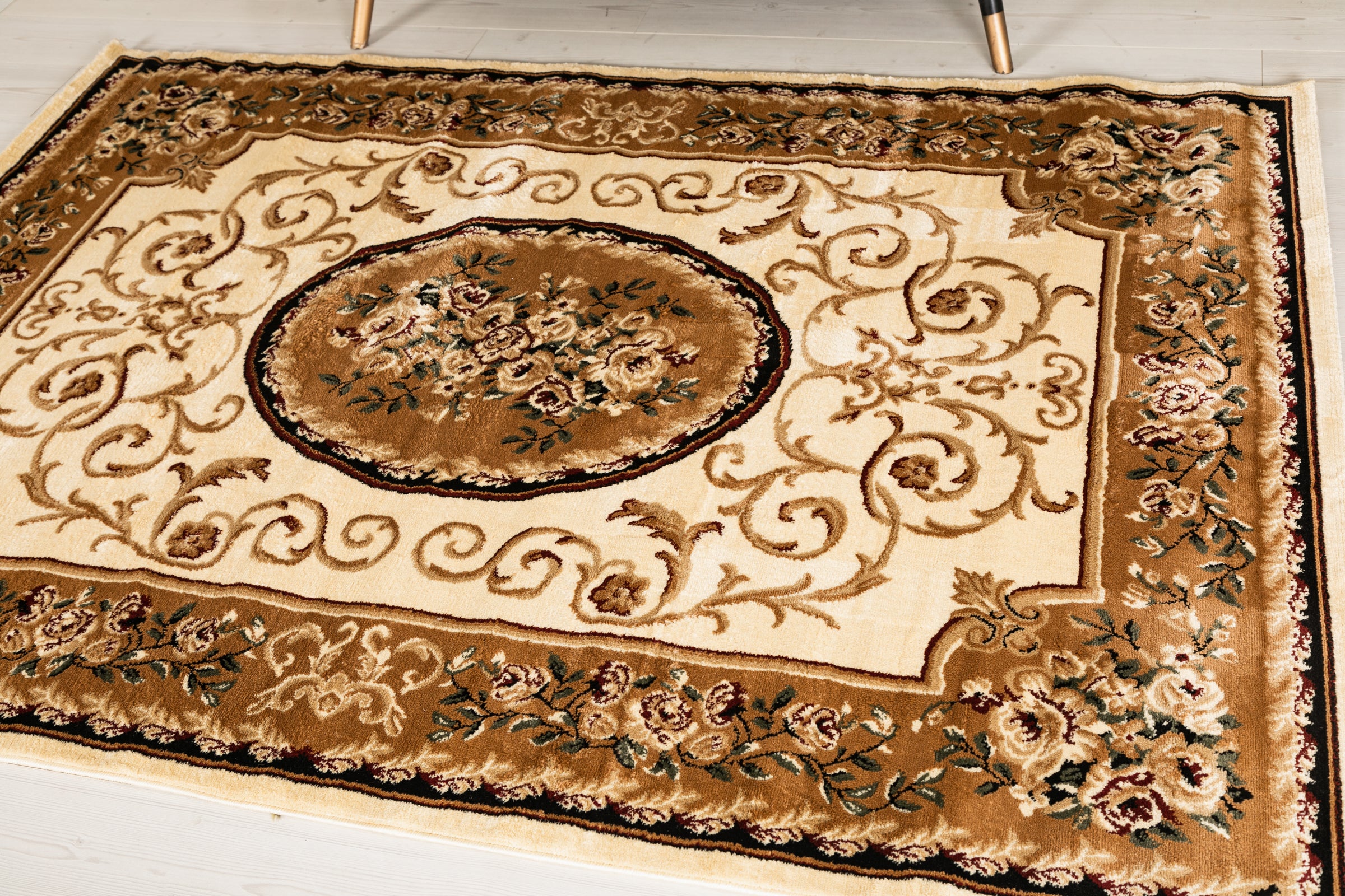 Yasemin Kemik-Mustár Nonfiguratív Szőnyeg